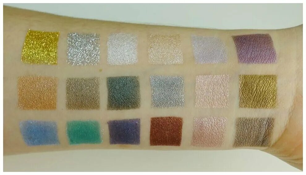 Рассыпчатый пигмент для век estrade. Estrade косметика manifest. Тени для век estrade manifest. Estrade косметика manifest. Тени для век estrade manifest.