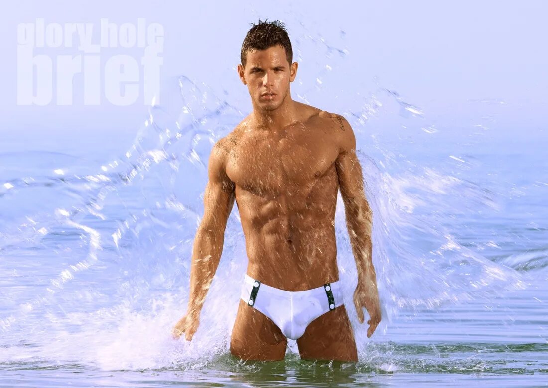 Bo roberts 2019. Однополая мужская любовь. Nathan maillard. Гей-модель голый joshua michael brickman. Мужская любовь.