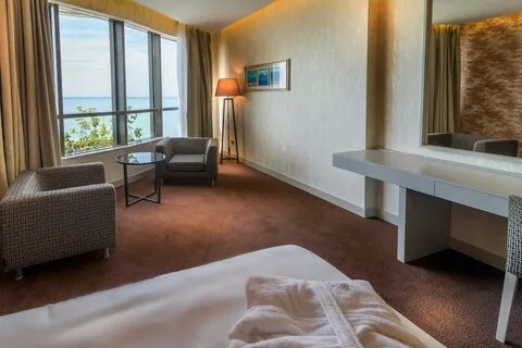 Gloria grand hotel