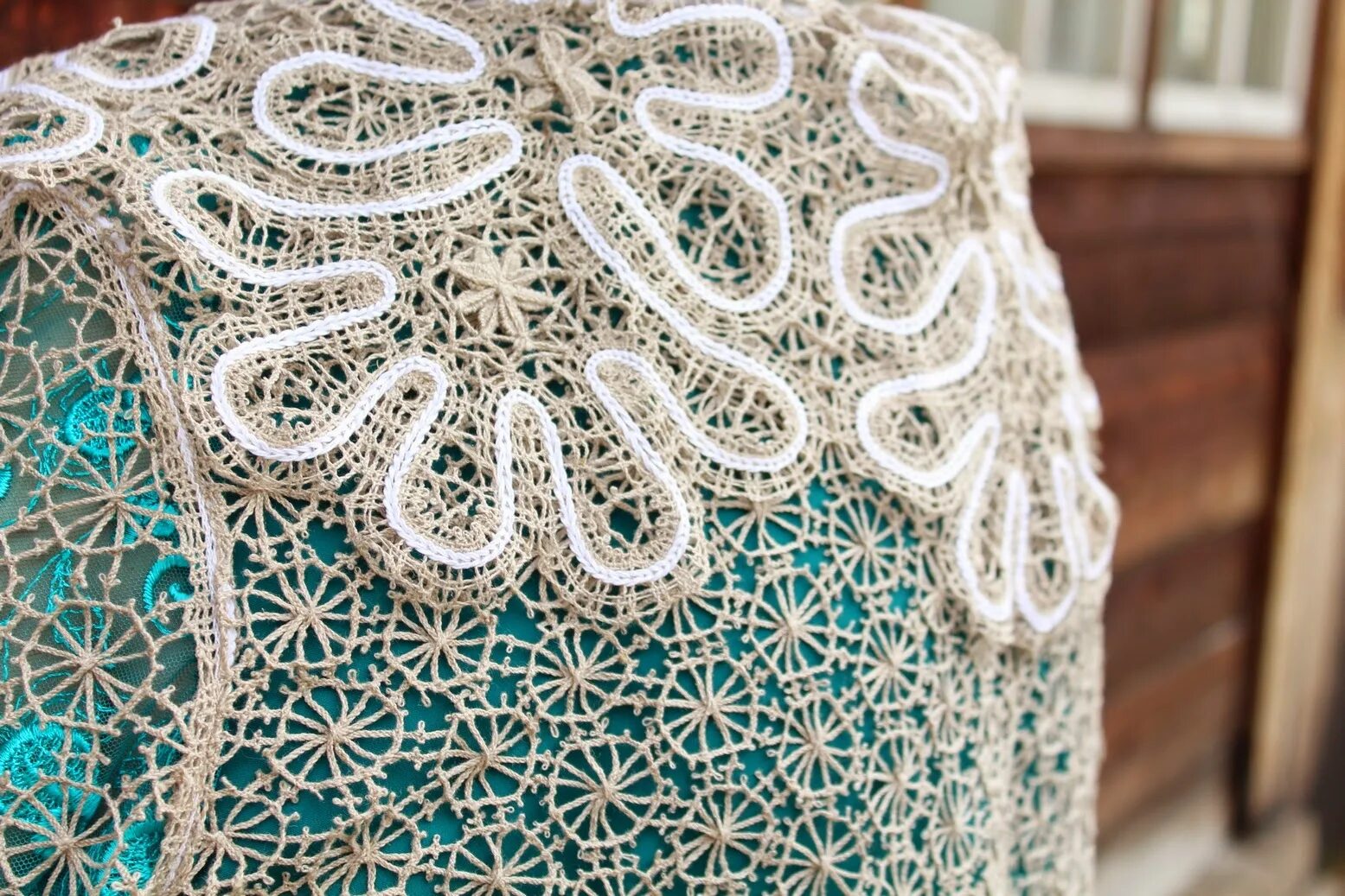 Кружева автор. Кружева автор. Кружева автор. Баттенбергское кружево машинная вышивка. Вологодское кружево кружевница.