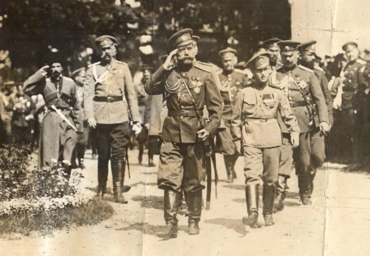 николай 2 главнокомандующий русской армии. николай 2 на войне. николай ii — император, главнокомандующий русской армии. первая мировая царь. первая мировая царь.