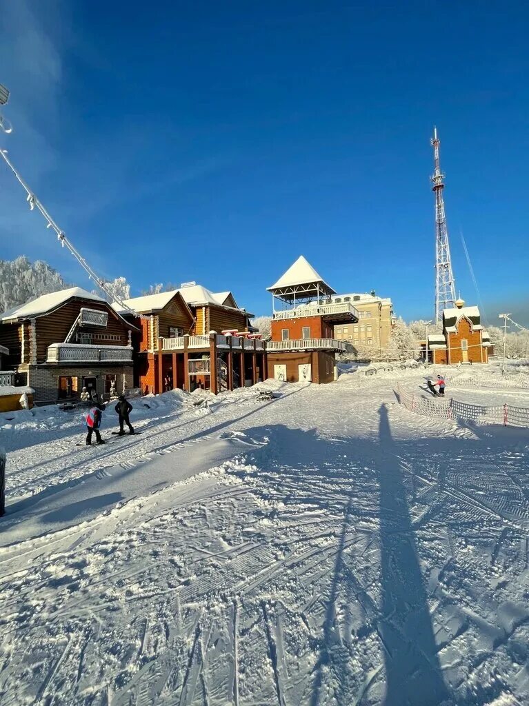 калинка киров горнолыжный комплекс. калинка морозов гора киров. калинка морозов киров горнолыжный. кикиморская гора киров. калинка морозов киров горнолыжный.