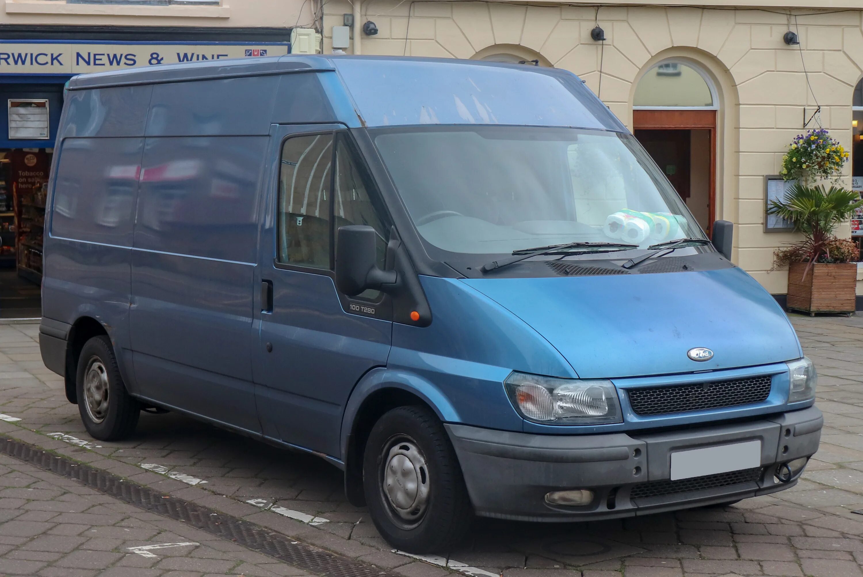 Форд транзит 2012 года дизель. Ford Transit 2004. Ford Transit 2004 2.0. Ford Transit Transit 2004. Ford Transit 280.