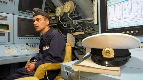 Служащий на подводной лодке