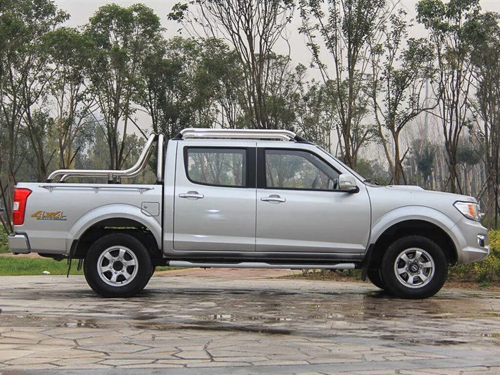 Dongfeng rich 6. Хуангхай пикап 2018. Китайский дизельный пикап. Китайский пикап тундра. Китайский пикап максус т60.