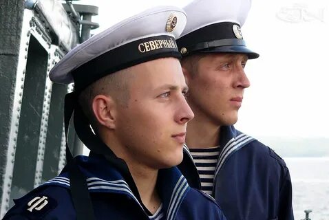 Зачем моряки носили серьгу