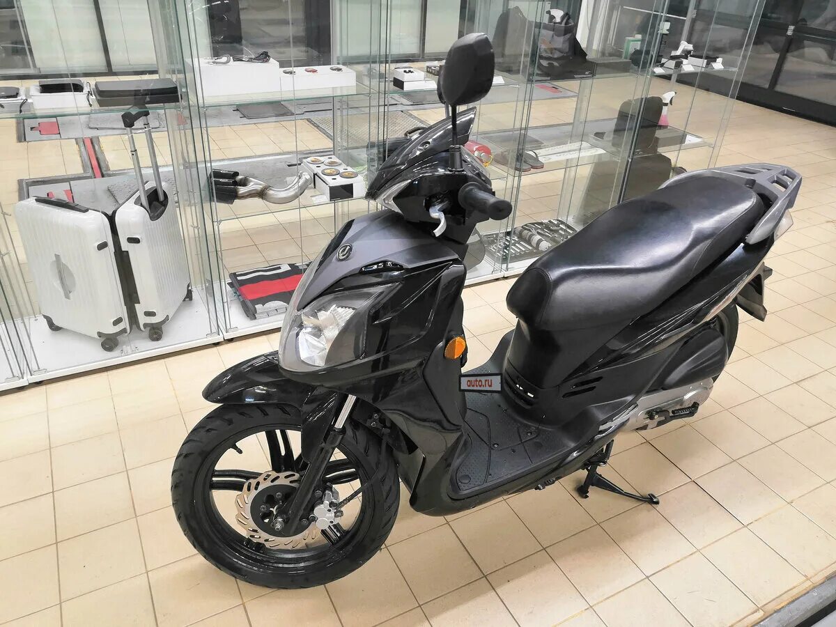 Sym symphony st 200. Sym symphony 50. Скутер sym 150. Sym symphony sr 50. Скутер sym 50 2т.