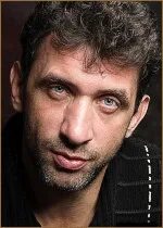 Монах средневековый аббат. Духовенство франция 16 век. Одеяние священника католика средние века. Бродячие проповедники. Проповедник с библией в руках.