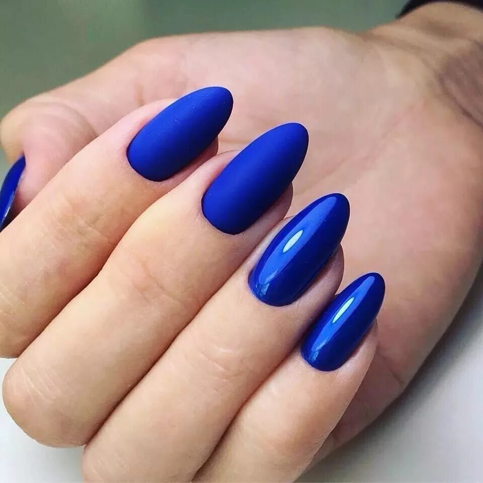 синий френч на миндалевидных ногтях. синий маникюр миндаль. синий маникюр миндаль. синий маникюр миндаль. синий маникюр на миндалевидные ногти.
