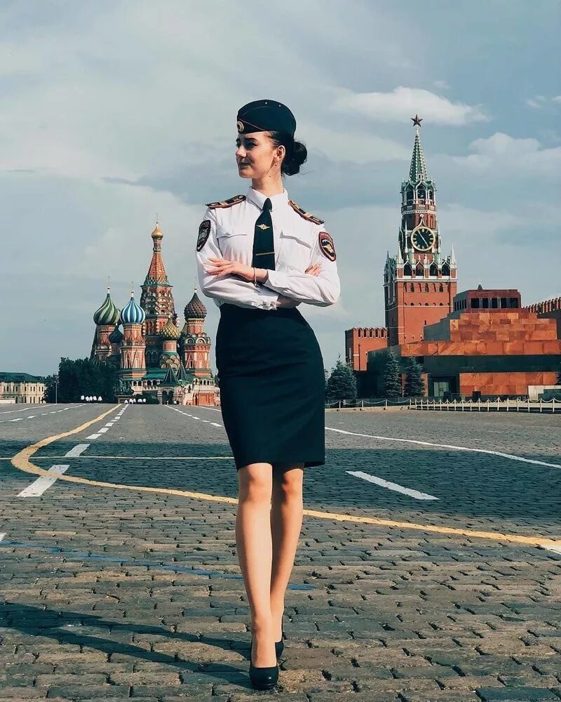 Как самому быть в форме. Девушки в форме. женщины в милицейской форме. фотосессия в форме полицейского. девушка полицейский.