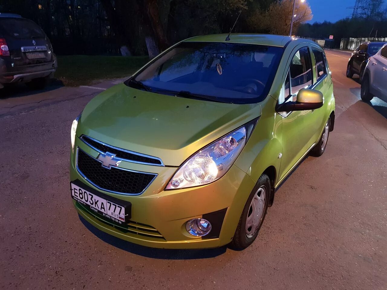 Купить шевроле бу пермь. Chevrolet Spark m300. Chevrolet Spark 1.0. Шевроле Спарк 3. Шевроле Спарк 1.0 2011г.