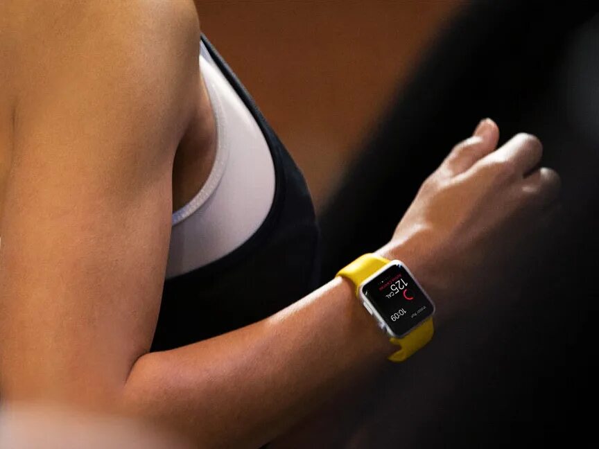 Apple watch xiaomi. Apple watch на руке у девушки. Apple watch фитнес тренировка скрин. Награды за тренировки эплаотч. Гребля Apple watch фитнес.