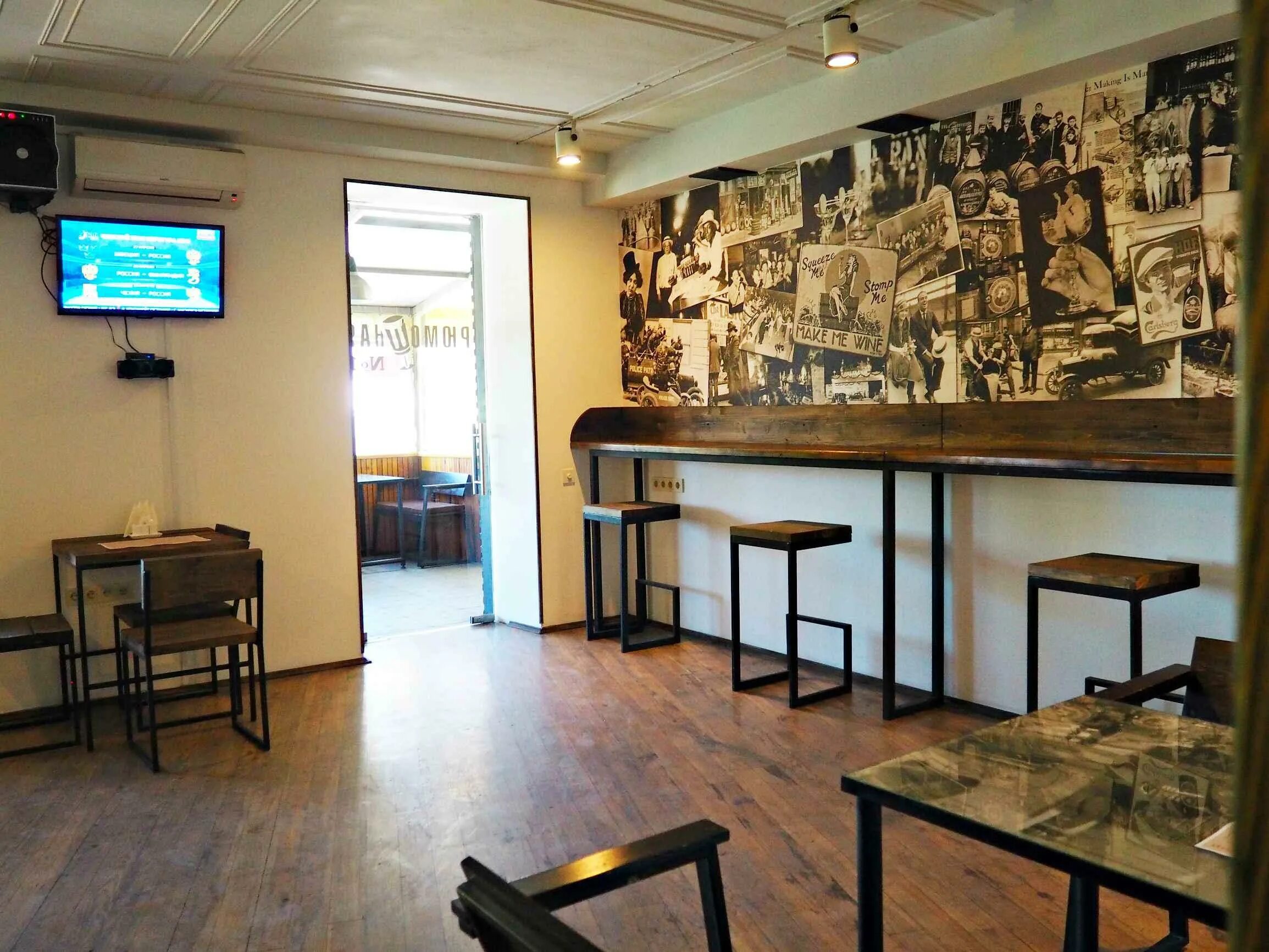 Кафе бары крыма. Мрия ресторан азур. Кафе бульвар гурзуф. Бар этажи севастополь. Бар пирамида на тверской.