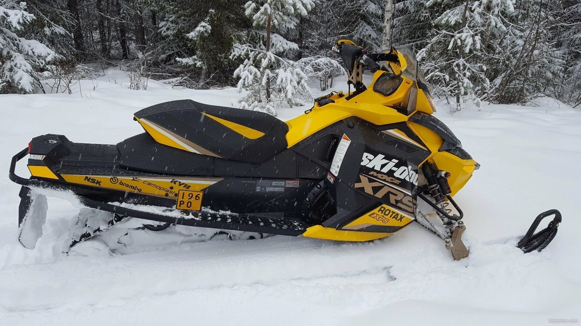 Купить снегоход brp ski. Снегоход Bombardier Ski-Doo. Горный снегоход БРП. Горный снегоход BRP. Снегоход Бомбардье Ski-Doo.