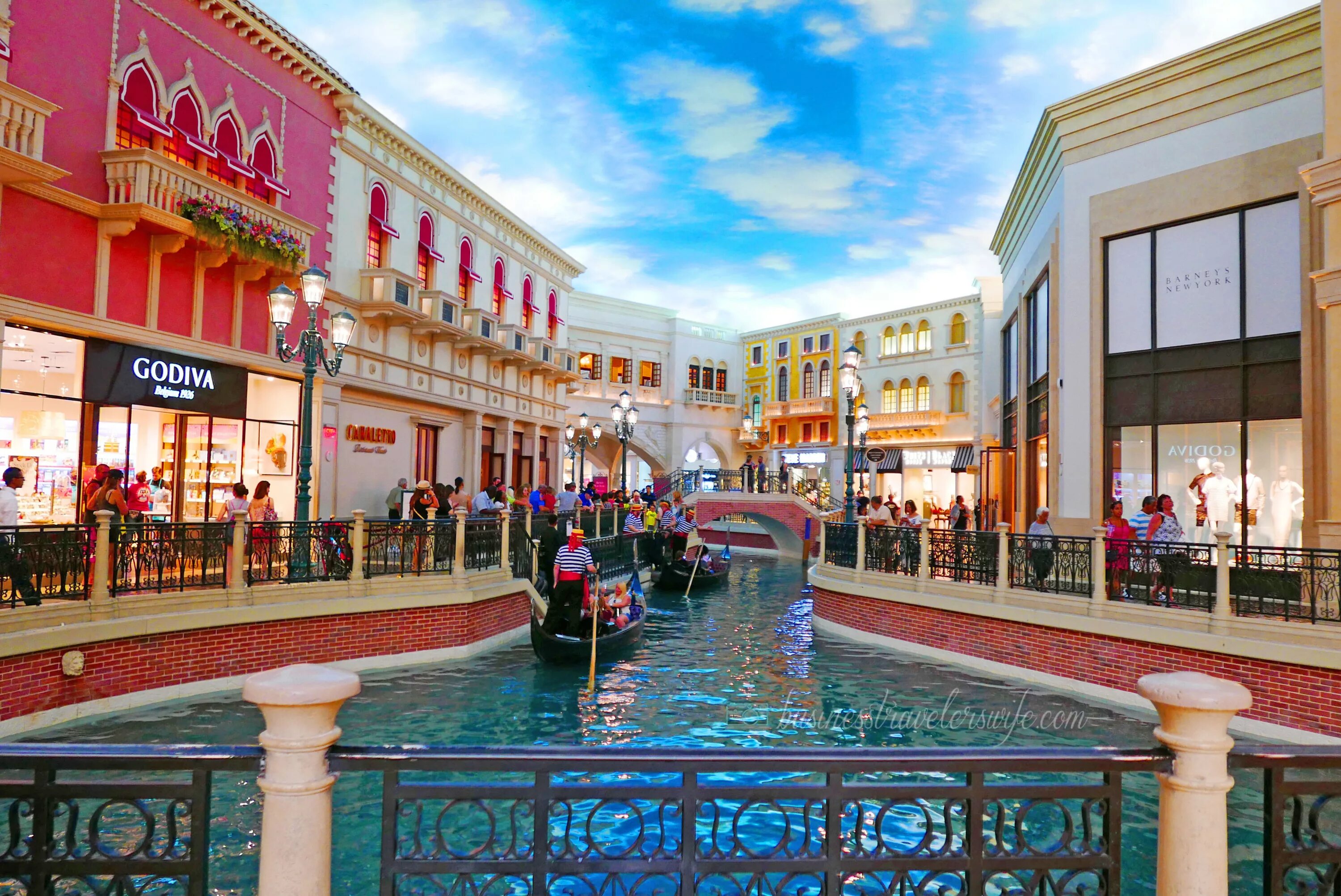 Vegas grand vegasgrandcazinowin. Отель Венеция Лас Вегас. The Grand Shoppes (Лас-Вегас, США). Grand canal Shoppes, Лас-Вегас, США. Grand canal Shoppes в Лас-Вегасе.