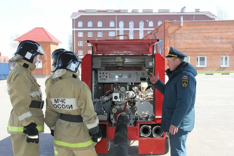 Сайт ивановской пожарно спасательной. Академия МЧС Воронеж. Ви ГПС МЧС Воронеж. Пожарный музей в университете ГПС МЧС России. Иваново пожарная МЧС.