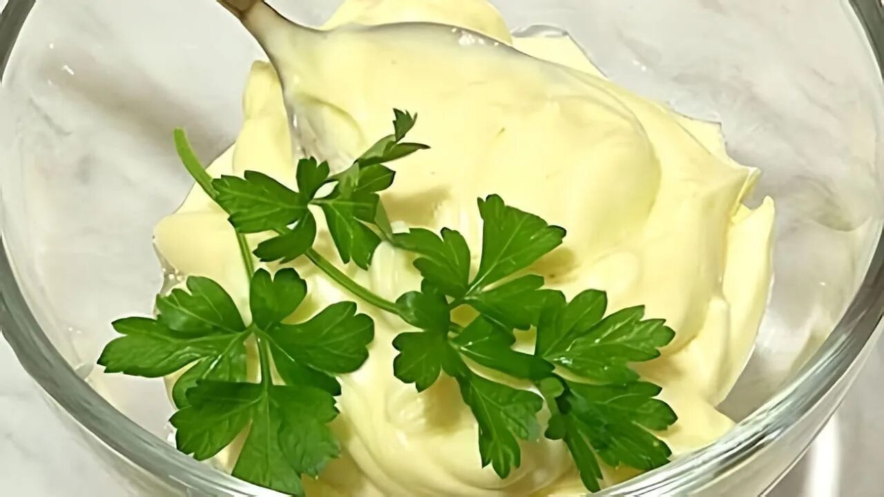 Майонез из аквафабы. Домашний майонез рецепт без горчицы с уксусом. Майонез с оливковым маслом. Домашний майонез за 5 минут без горчицы блендером. Домашний майонез рецепт без горчицы с уксусом.