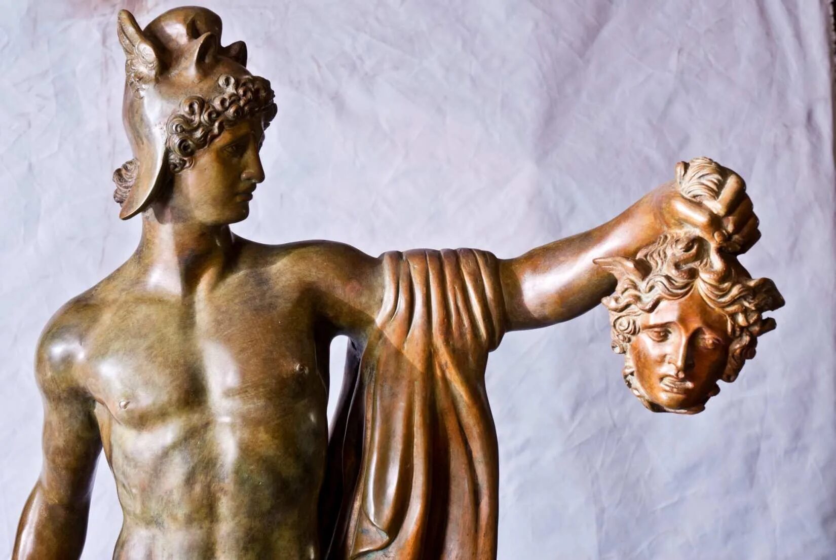 Как называются статуи богов. Индия мурдешвар статуя шивы. Статуя зевса. Как называются статуи богов. Как называются статуи богов.