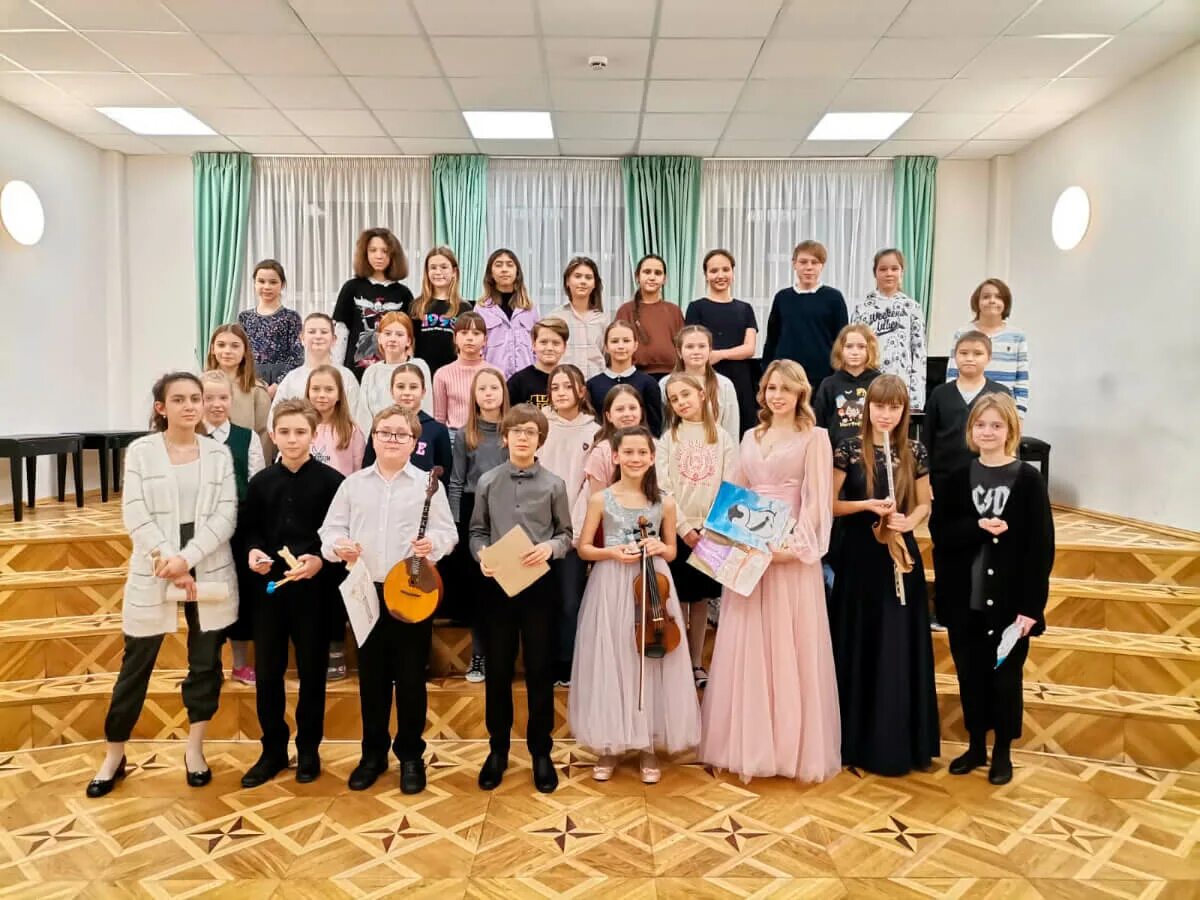 Школа имени радченко. Имени радченко. Имени радченко. Детская музыкальная хоровая школа радченко. Дши им радченко москва.