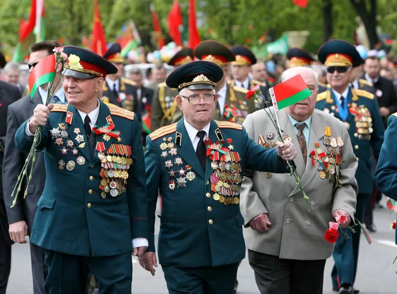 10 мая рб. Ветераны на параде. 9 мая день победы ветераны. ветераны беларуси.