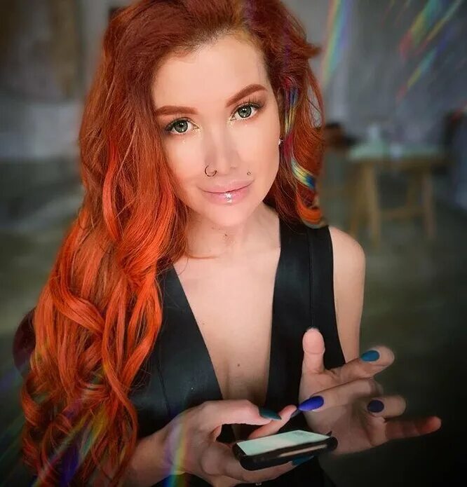 Рыжая экстрасенс из битвы. Рыжая экстрасенс из битвы