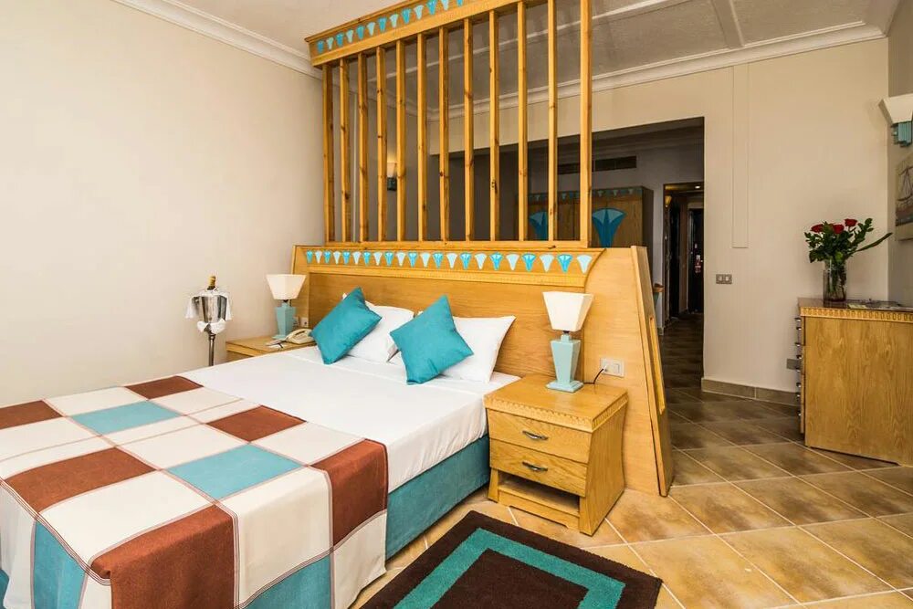 Отель сигал хургада. Сигал бич резорт 4 хургада. sea gull hotel 4 египет. сиагулл отель 4 хургада. seagull beach resort club 4 египет хургада.