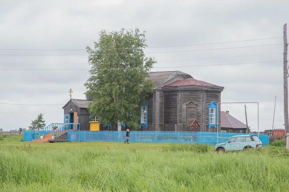 Батово ханты мансийский район погода. Село Зенково Ханты-Мансийский район. Поселок Зенково Ханты Мансийский. Село Батово Ханты Мансийский район. Село Зенково.