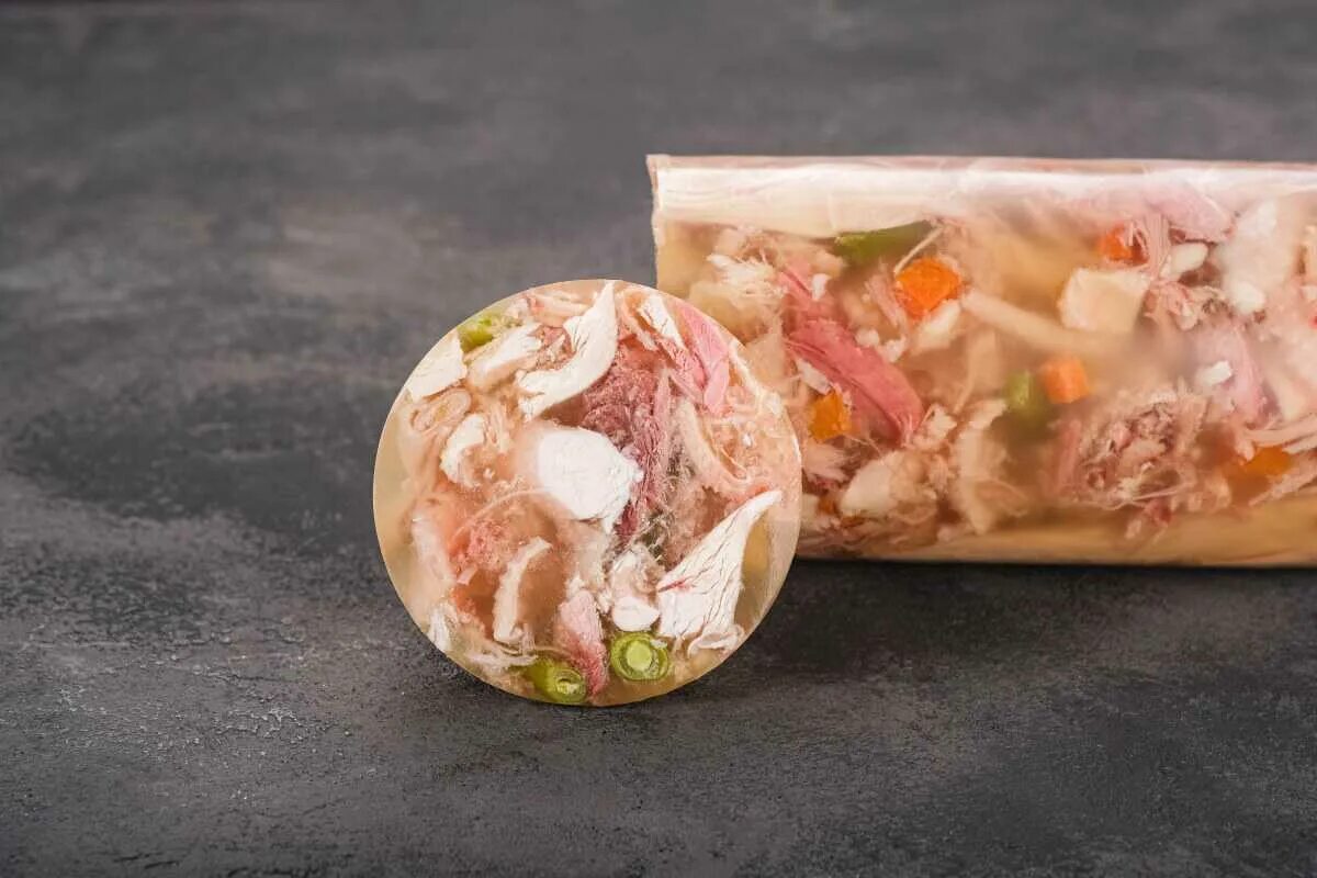 Филе в желе. Курица в желе. колбаса в желе. холодец. мясо в желе.