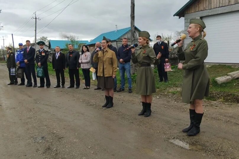 Село Саратовка Приморский край Чугуевский район. Ленино Чугуевский район. Великая бабка Чугуевский район. Село заветное Приморский край Чугуевский район школа.