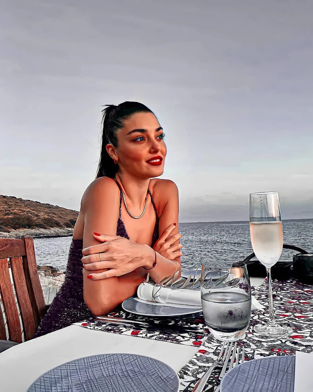 ханде эрчел 2021 эда. Handemiyy 2019. ханде эрчел фото. ханде эрчел 2016. турецкая актриса ханде эрчел 2020.