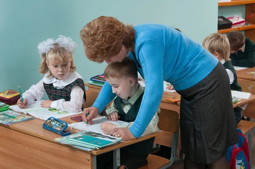 Почему идут в учителя