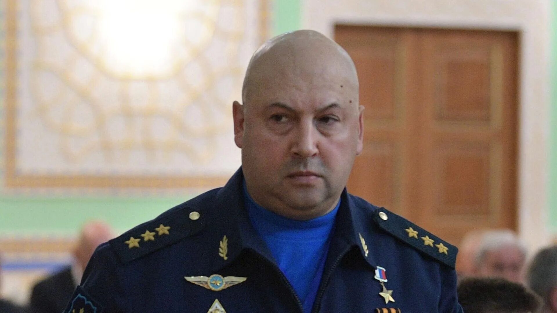 Где находится суровикин командующий. Суровикин и шойгу. сергей суровикин главнокомандующий вкс. суровикин сергей владимирович генерал. генерала армии сергея суровикина.