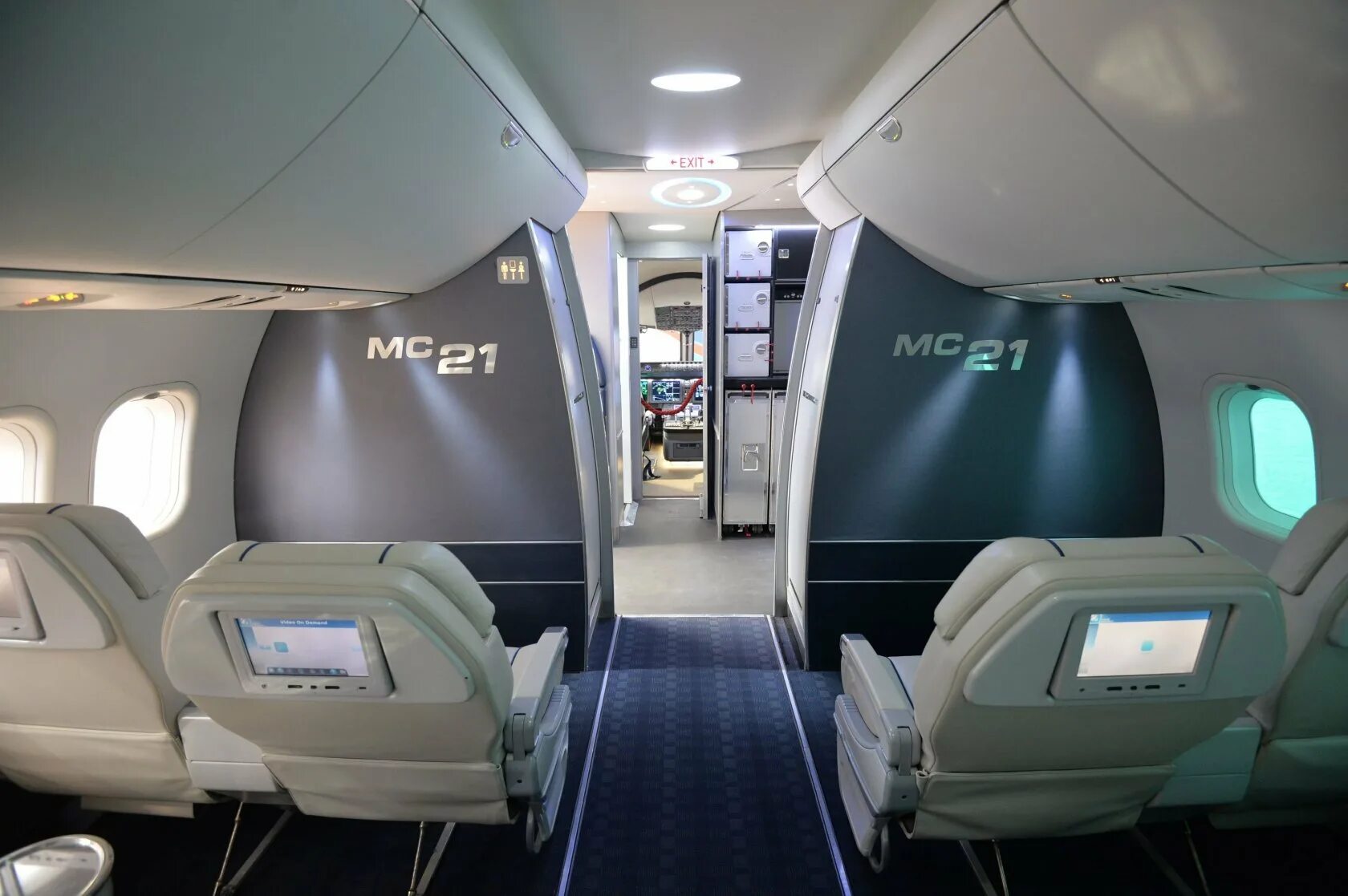 Mc 21. Самолет мс-21-300 салон. мс-21-300 кабина. mc 21 300 салон. mc21 самолёт салон.