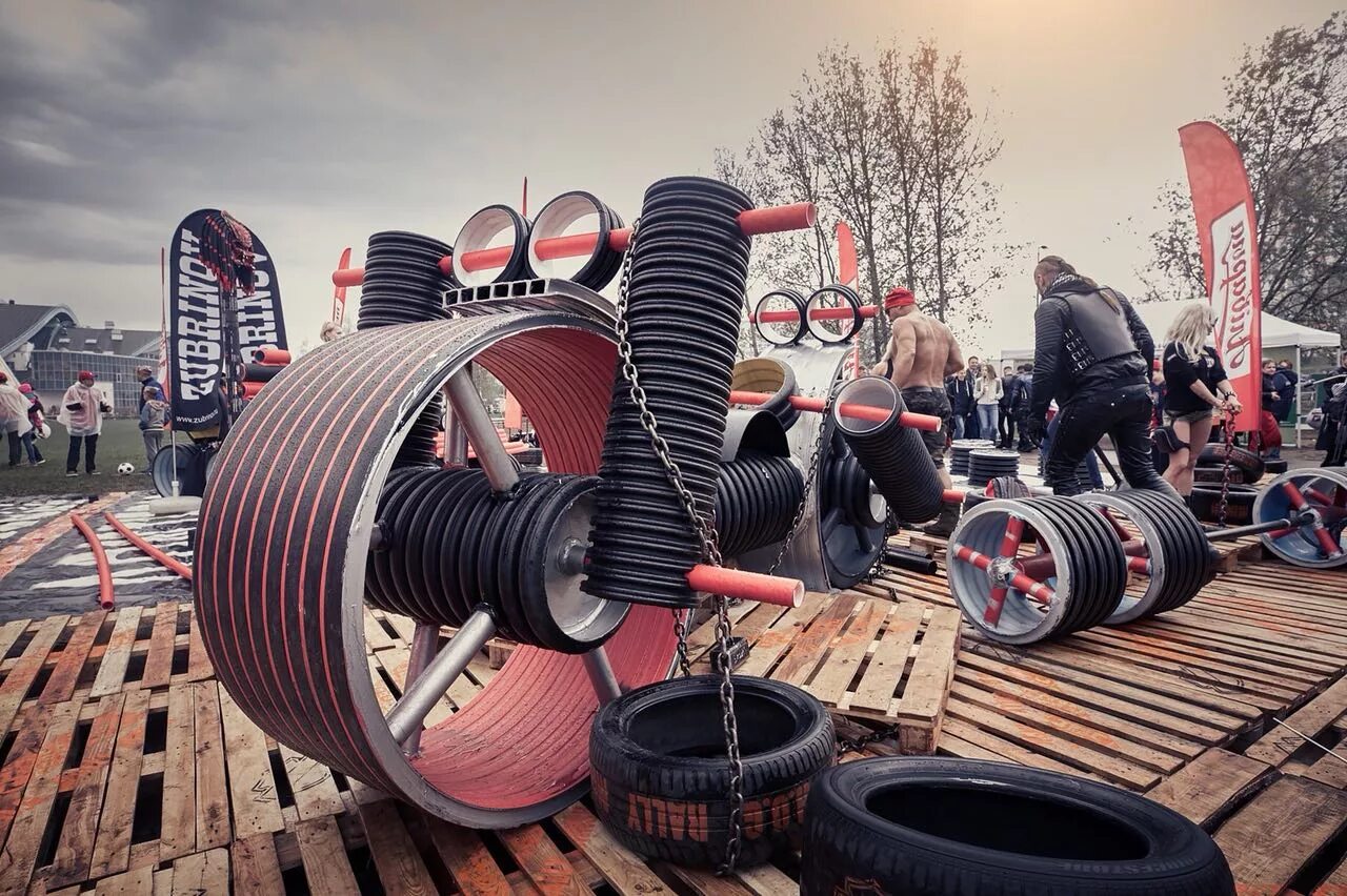 Картонные трубы. Инсталляции из пластиковых труб. Экопластик фитинги для полипропиленовых труб. Композиция из труб. Вазы из труб пвх.