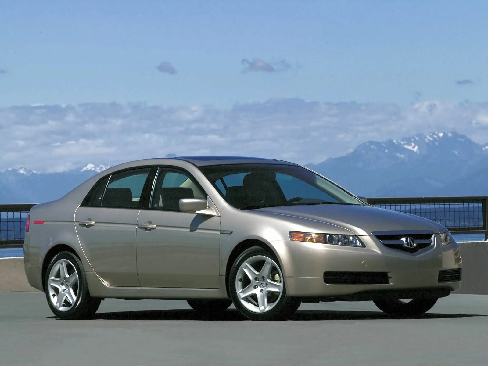 Tl фото. 2005 Acura TL. Acura TL 2004. Acura TL 3.2 2004. Акура ТЛ 3.2 2005.