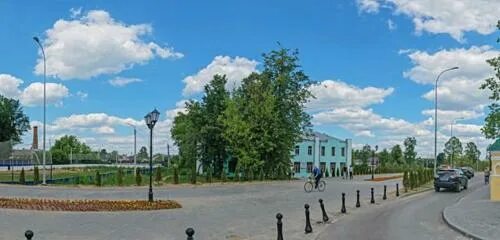 Воскресенский сквер санкт-петербург. Малостранская площадь в праге. 4. Малая площадь 24. Малая сухаревская 8.