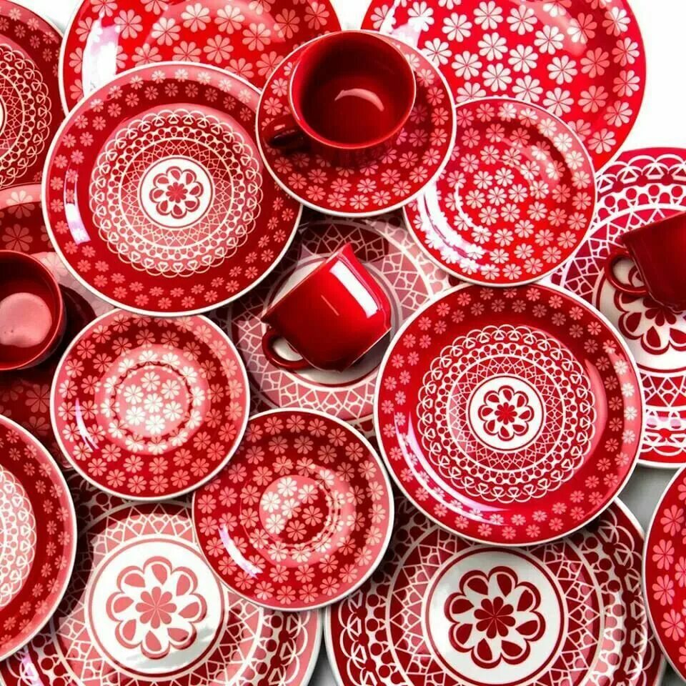 Столовый сервиз гуччи. Красная посуда. Яркая керамическая посуда. Красная керамическая посуда. Купить красную посуду
