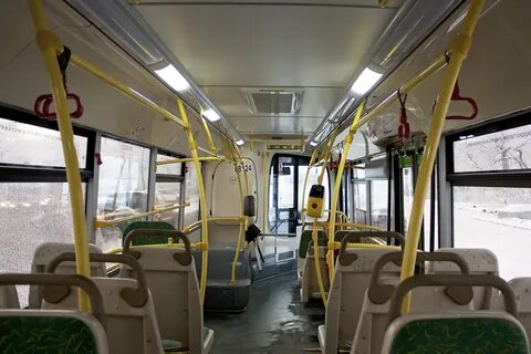 Поручни в автобусе