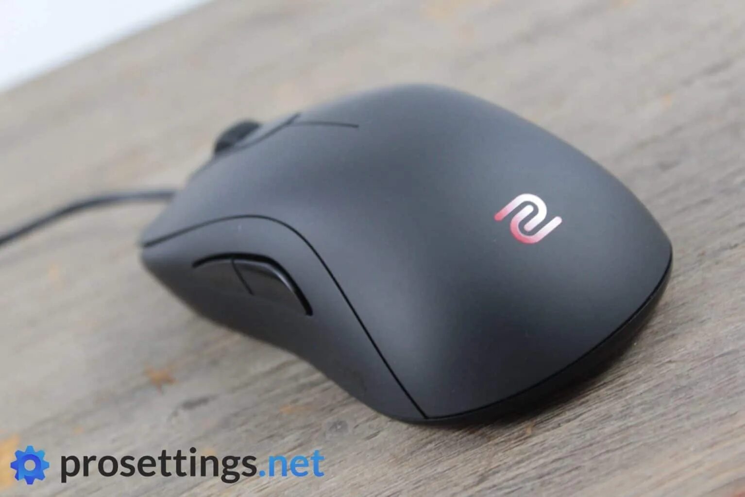 Zowie u2 купить. Zowie s2. Zowie s2 Black Edition. Zowie s2 форма. Zowie s2 Размеры.