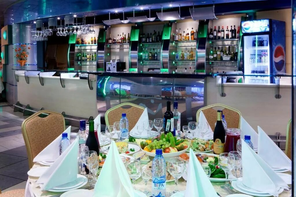 Измайлово бета шведский стол. Бета измайлово 3*. измайлово бета гостиница москва. гостиница измайлово бетта. гостиница измайлово бета ресторан.