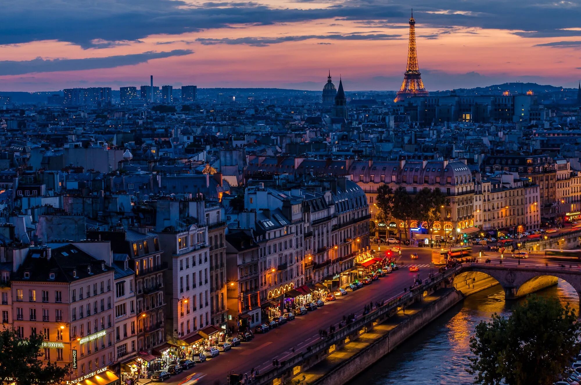 Французские главные города. Город Париж Франция. Фор-де-Франс столица. Париж панорама Эйфелева башня. Франции город Parij.