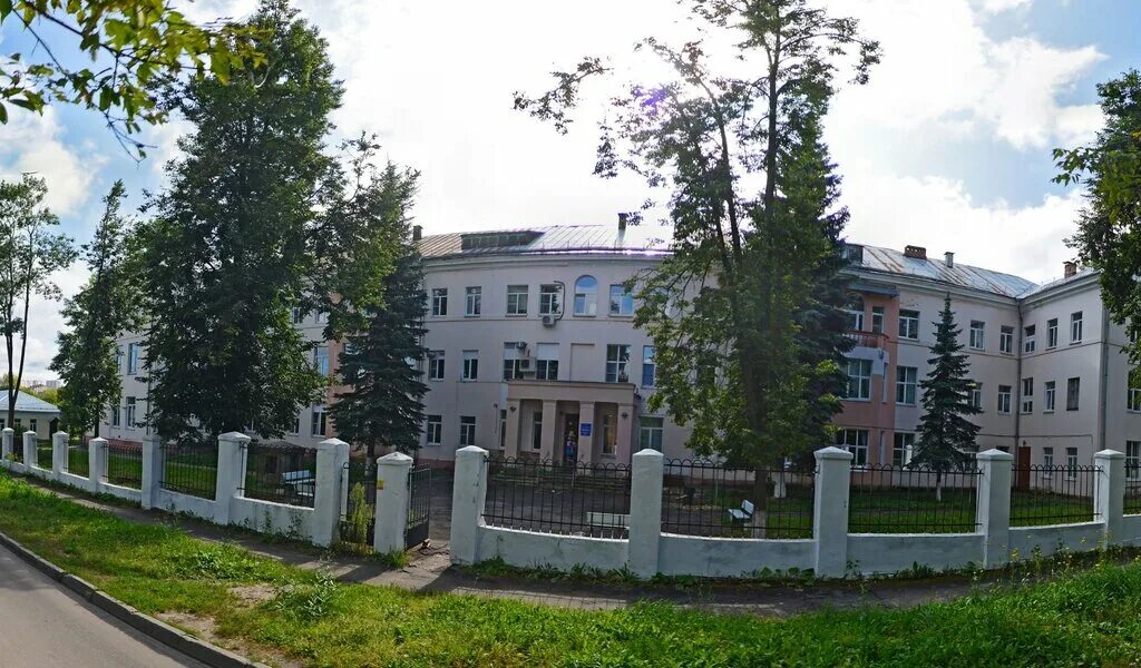 Поликлиника 35 заярская. 35 больница нижний новгород офтальмологическое отделение. Приколы про регистратуру в поликлинике. Регистратура 35 больница. Регистратура 35 больница.
