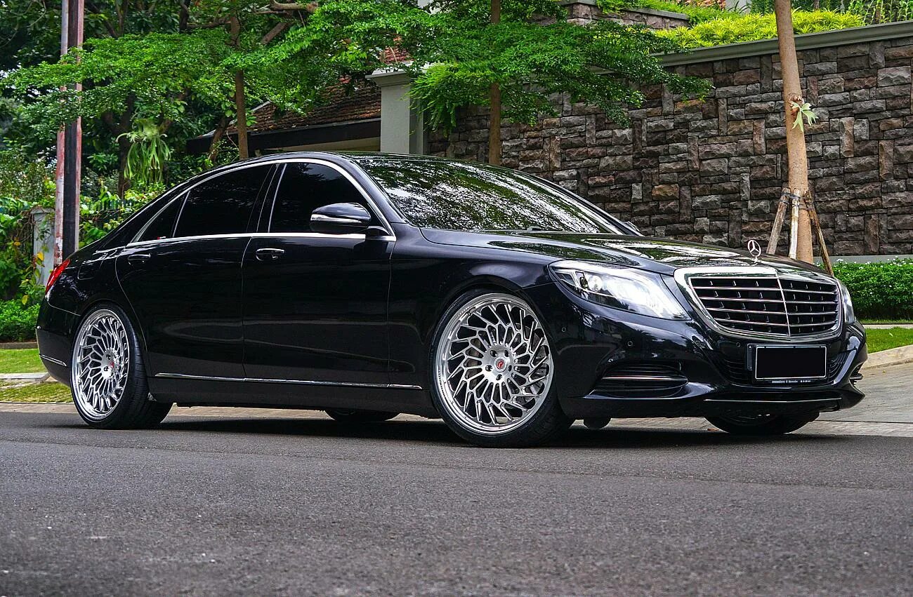 S500 w222. Mercedes Benz s class w222. Mercedes Benz w222 Maybach. Mercedes Benz w222 s400. Мерседес s600 222.