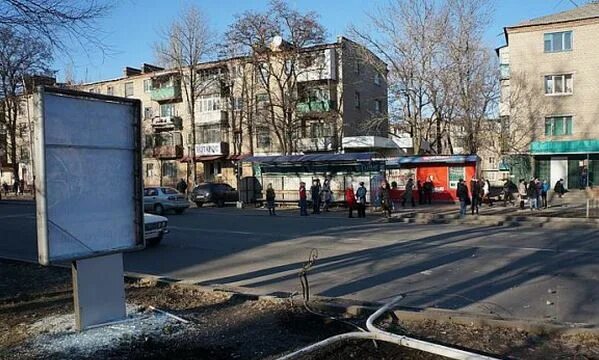 Видео донецкая обл. Видео донецкая обл. Видео донецкая обл. Дом пятиэтажка. Марьинка донецкая область 2000.
