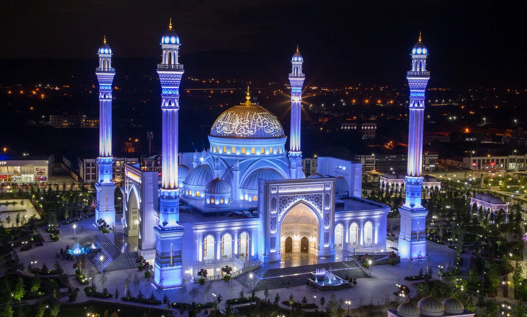 Абу даби мечеть uae. Хазрет султан. Мусульманская мечеть в москве проспект мира. Большой мусульманская мечеть. Мечеть олимпийский проспект.