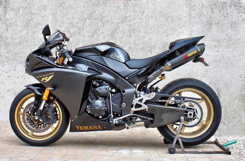 Yamaha YZF r1 2009. Yamaha YZF-r1 (2009-2011). Yamaha YZF-r1. Yamaha YZF r1 2011.