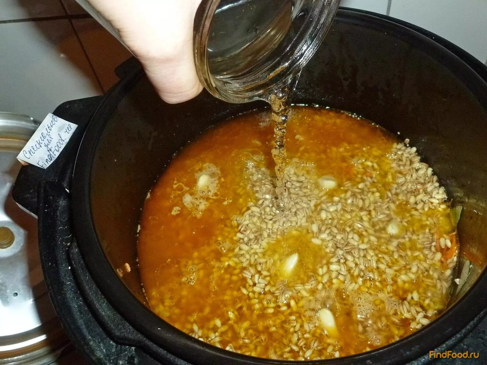 Рис булгур. Плов из перловки с мясом. Плов перловый с мясом. Плов с овсяной крупой. Плов из перловки с грибами.