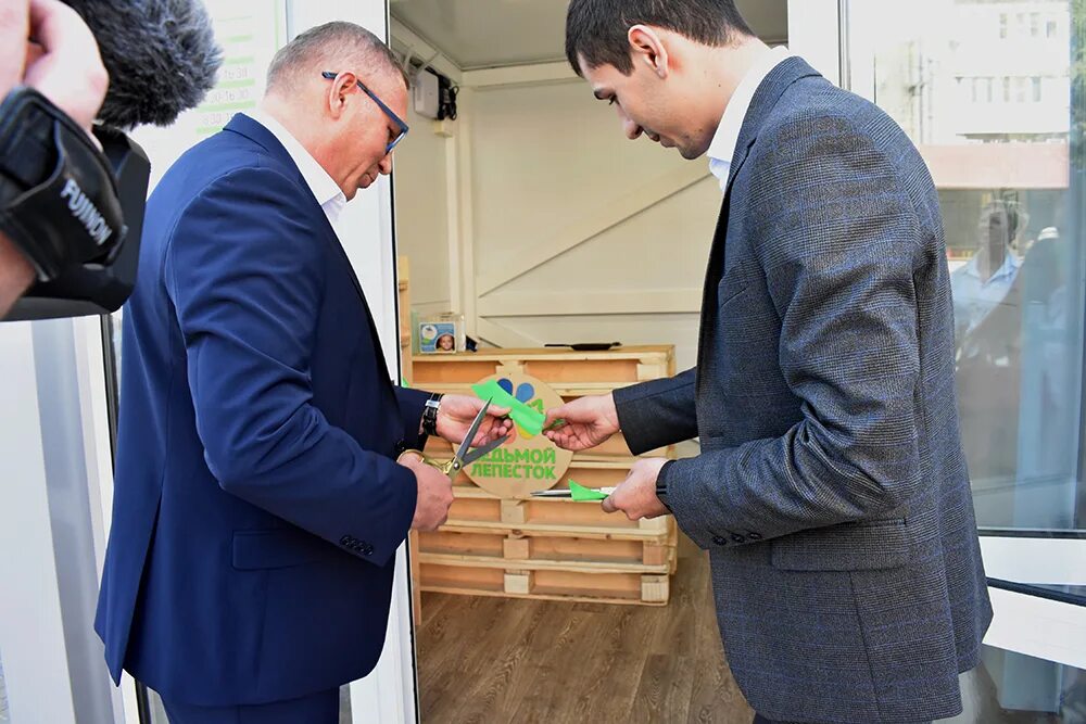 Оспопрививание в воронеже. Награждение. Заработать воронеж. Мобильный пункт вакцинации воронеж. Экопункт среднеуральск.