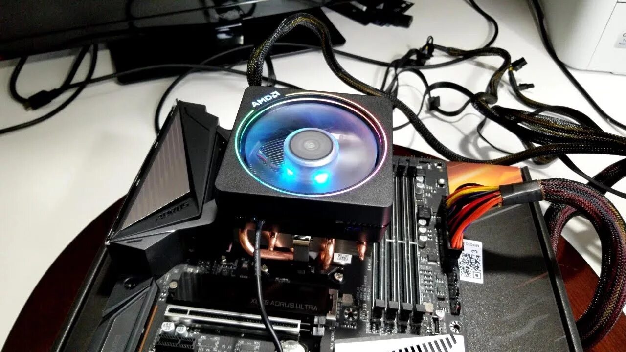 Amd ryzen 7 кулер. Кулер amd wraith prism rgb. amd ryzen 7 3700x. ryzen 7 3800. вентилятор amd ryzen wraith prism.