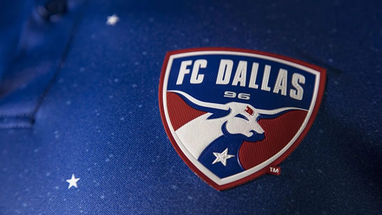Fc dallas player. Логотип фк даллас. Fc dallas svg. Fc dallas. Фк даллас флаг.